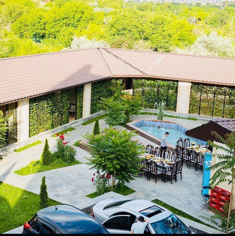 Joy Hotel Apartament เยเรวาน ภายนอก รูปภาพ