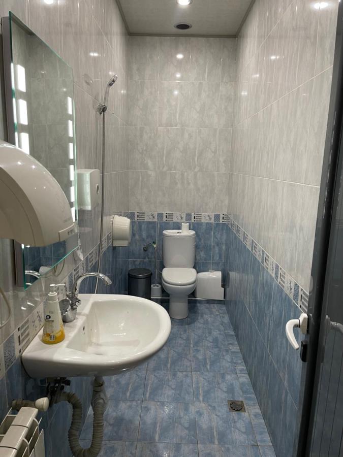 Joy Hotel Apartament เยเรวาน ภายนอก รูปภาพ